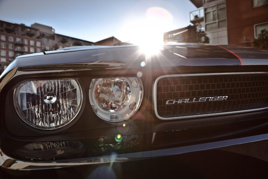  Dodge Challenger R/T 2011 года  (фото 15 из 28)